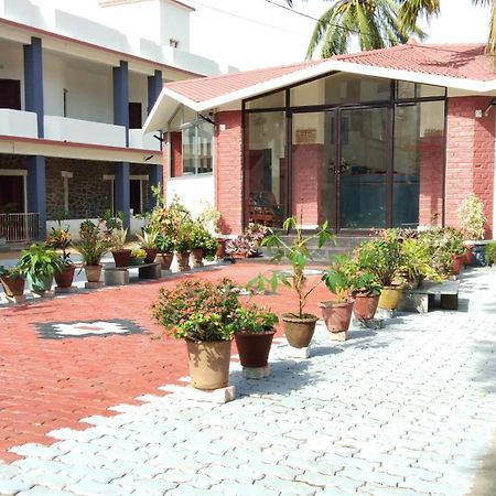 Hotel Jebasakthy Kanyakumari Luaran gambar