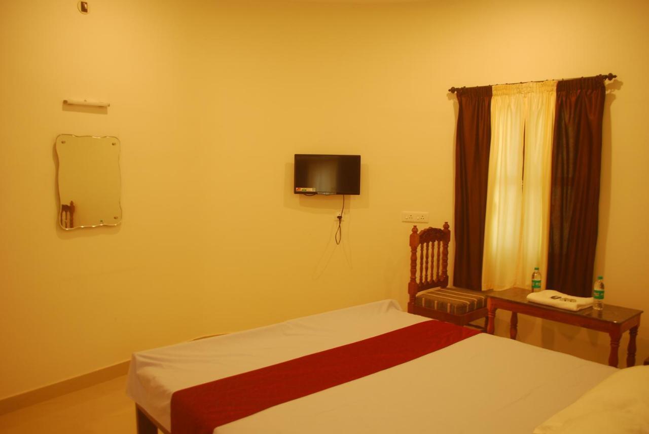 Hotel Jebasakthy Kanyakumari Luaran gambar