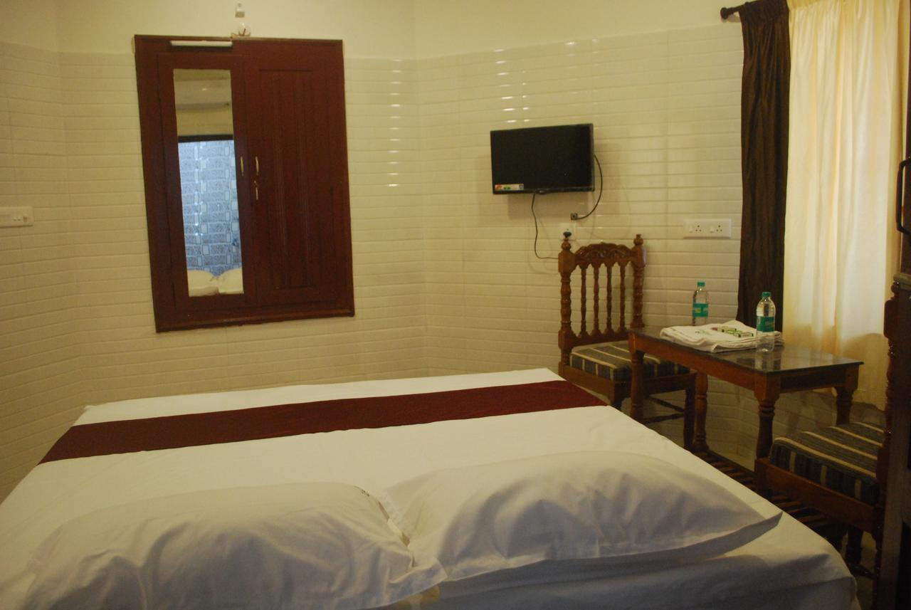 Hotel Jebasakthy Kanyakumari Luaran gambar